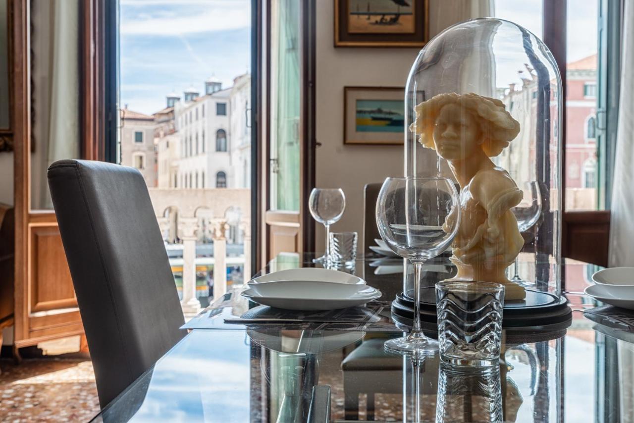 Royal Rialto Apartment - Grand Canal View Veneza Exterior foto
