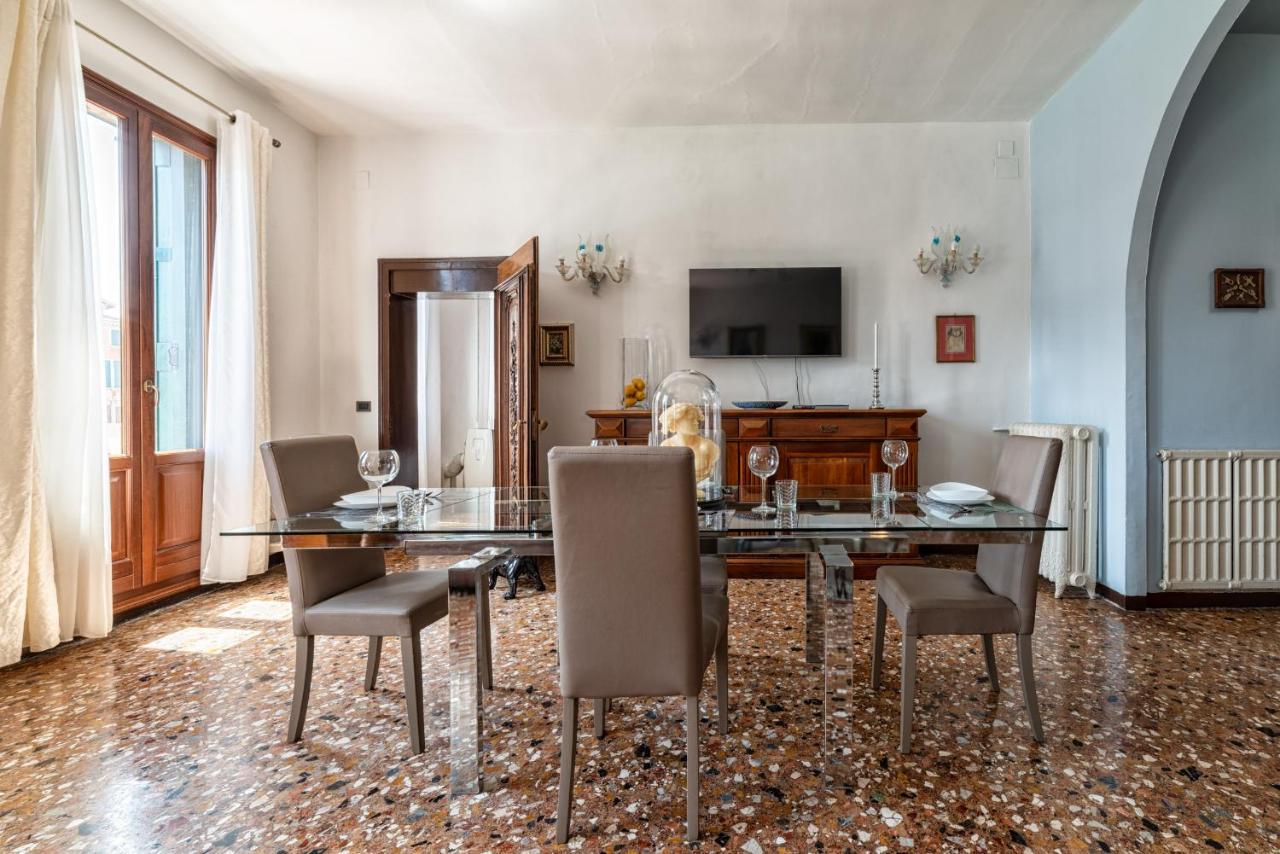 Royal Rialto Apartment - Grand Canal View Veneza Exterior foto